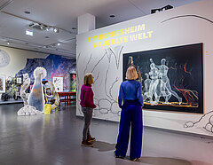 Blick in die Ausstellung Tim Berresheim