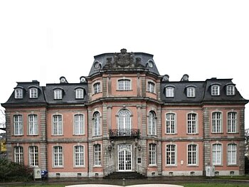Schloss Jägerhof von außen